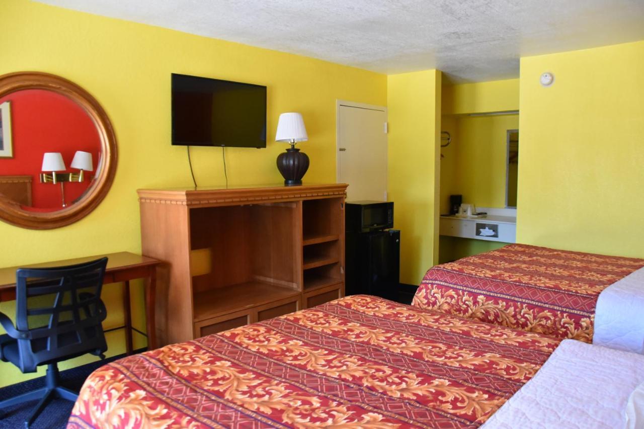 Homeplace Inn Jacksonville Esterno foto