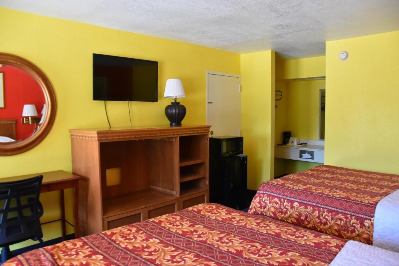Homeplace Inn Jacksonville Esterno foto