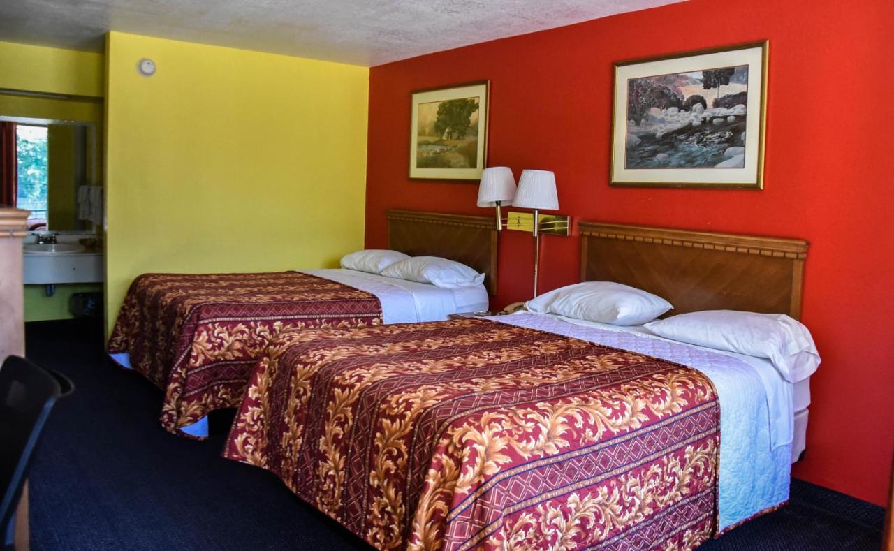 Homeplace Inn Jacksonville Esterno foto