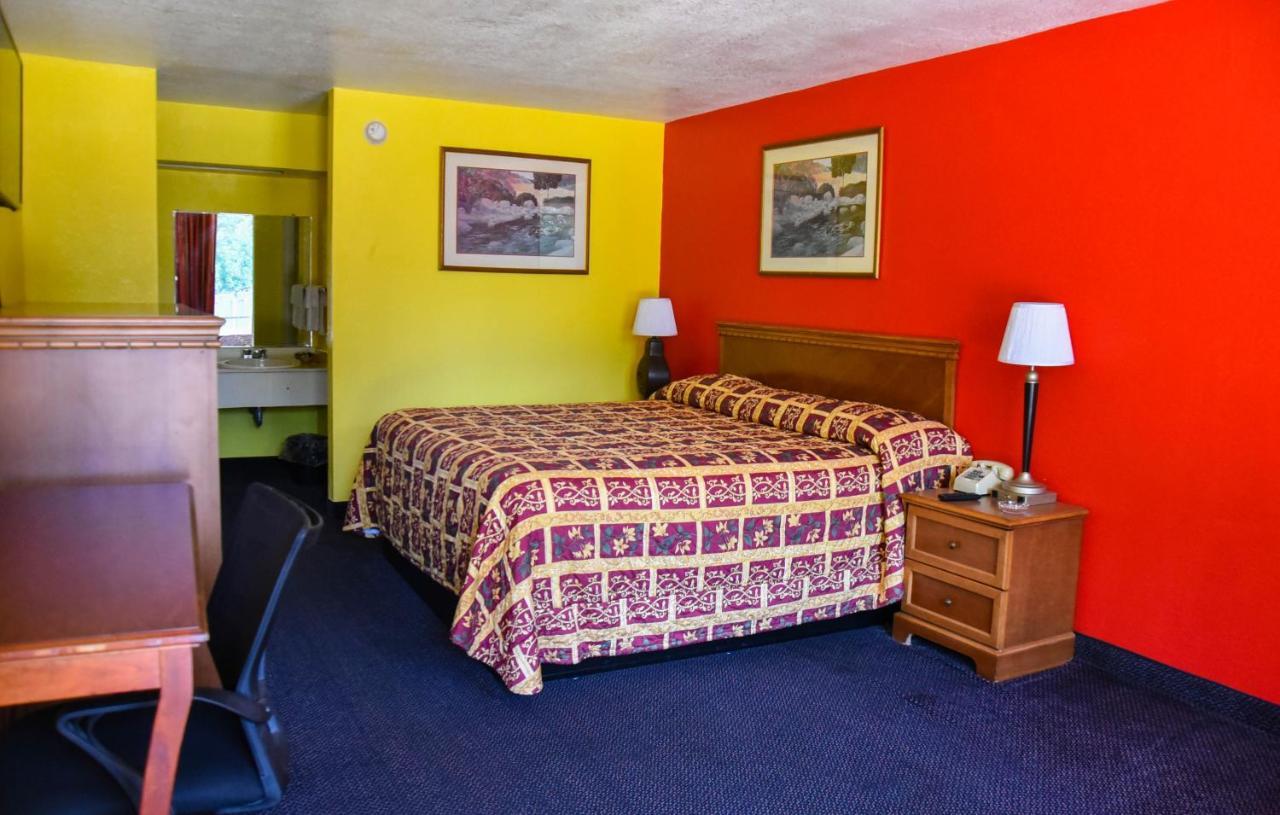 Homeplace Inn Jacksonville Esterno foto